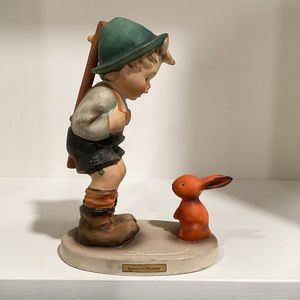 Goebel Hummel Figurine #6/I "Sensitive Hunter"